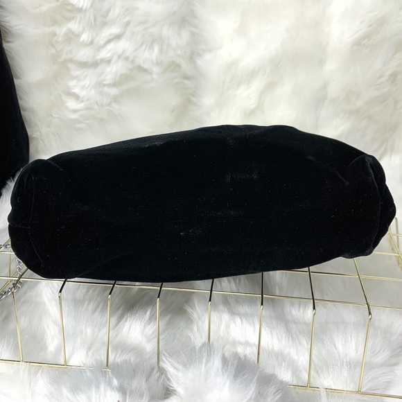 Vintage Black Velvet Evening Bag, Silvertone Metals - Picture 10 of 14